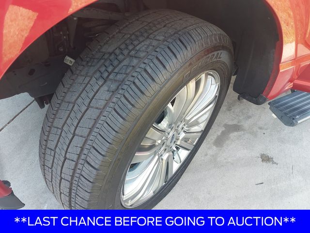 Used 2024 Red Ford Platinum image 31
