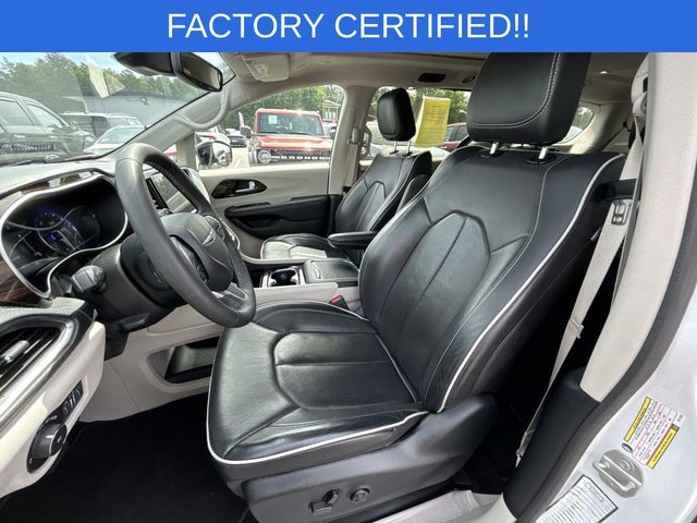 Used 2024 White Chrysler Limited image 13