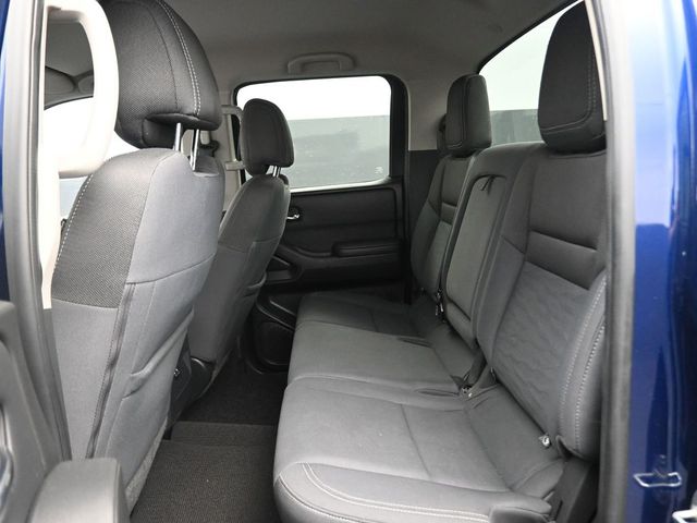 2022 Nissan Frontier SV - 7