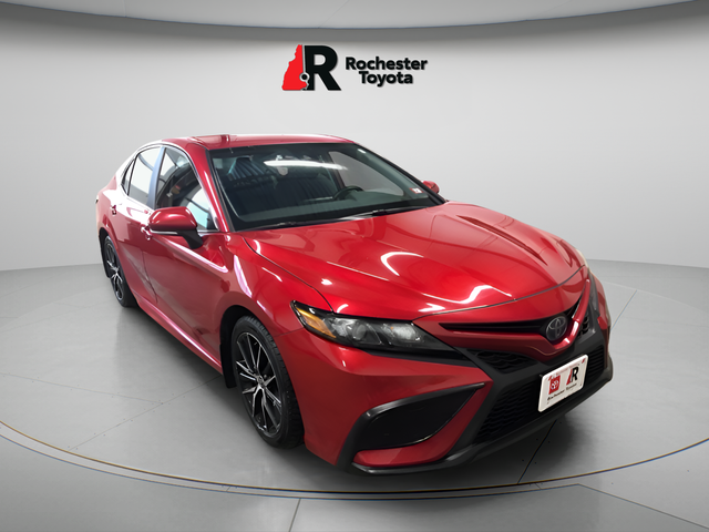 2022 Toyota Camry Hybrid Rojo (Supersonic Red) Sedán Tracción delantera Transmisión variable continua