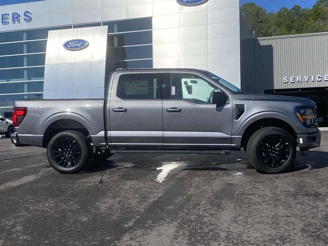 2024 Ford F-150 XLT 2