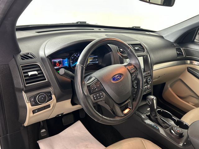 2018 Ford Explorer XLT 21