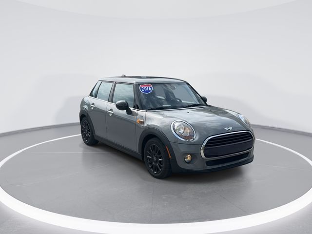 2016 MINI Cooper