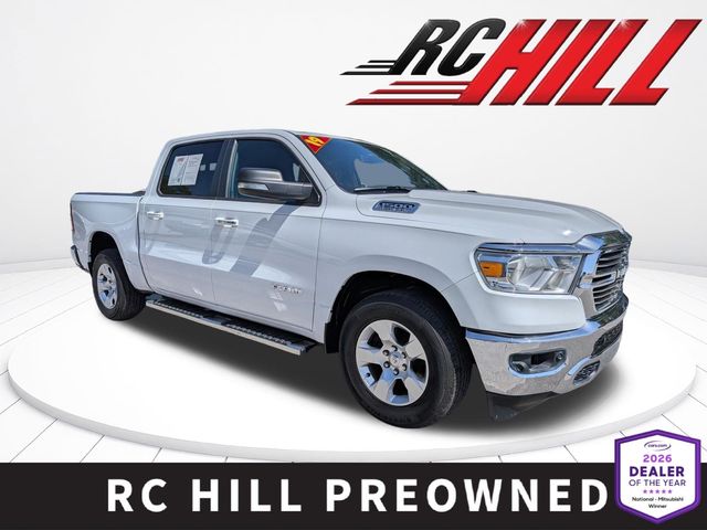 Bright White Clearcoat 2019 RAM 1500 Pickup Truck 4X2 8-Speed Automatic