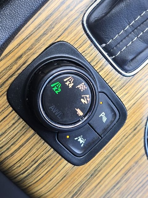 2017 GMC Acadia Denali:46487A
