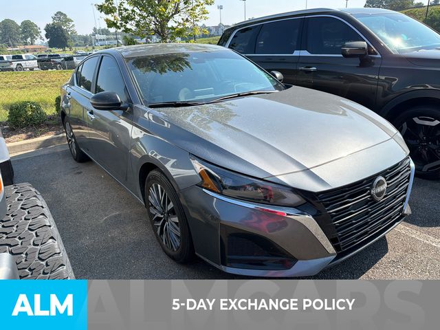 Used 2025 Gray Nissan 2.5 SV image 3