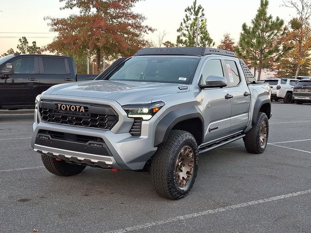 2025 Toyota Tacoma Trailhunter Double Cab photo 3