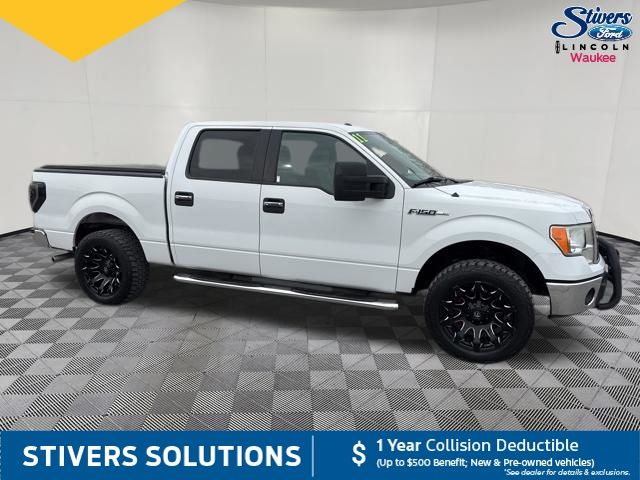 View vehicle photo 4