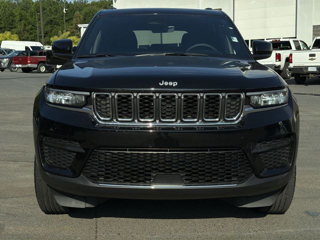 Used 2025 Black Jeep Laredo image 15