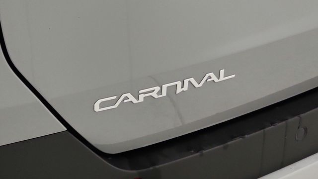 2025 Kia Carnival EX White at Parkway Family Mazda
