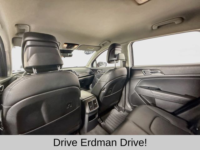 Used 2025 Kia Sportage SUV