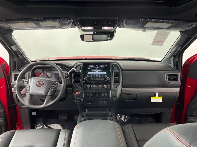 2024 Nissan Titan PRO-4X 36