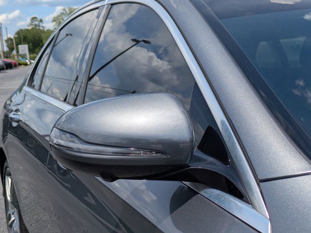 2019 Mercedes-Benz E 300 
