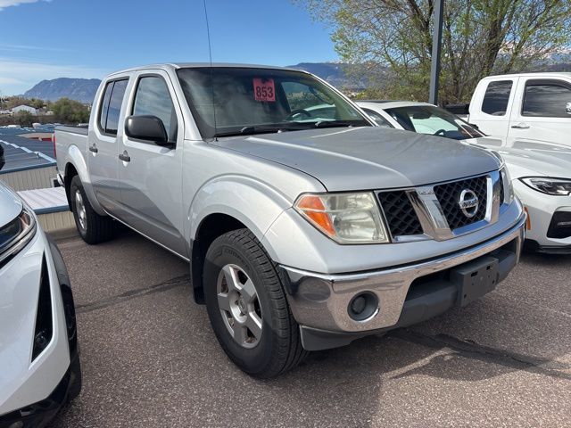 Radiant Silver 2008 Nissan Frontier SE Crew Cab 4WD Pickup Truck Four-Wheel Drive 5-Speed Automatic Overdrive