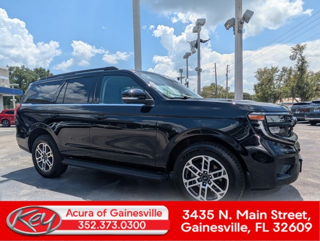 Black Metallic 2025 Ford Expedition SUV / Crossover 4X2 Automatic
