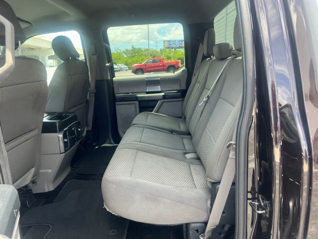 Used 2018 Red Ford XLT image 3