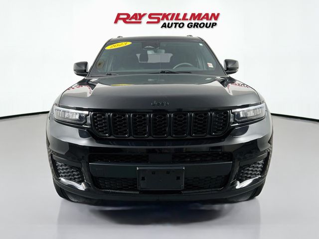 Used 2023 Black Jeep Altitude image 2