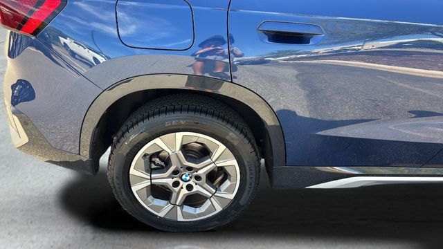 Used 2023 Blue BMW xDrive28i image 43