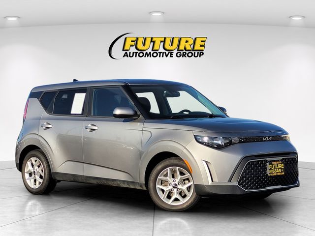 2023 Kia Soul LX FWD