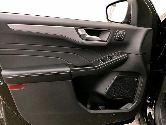 2024 Ford Escape Platinum Black at Bob Ruth Ford