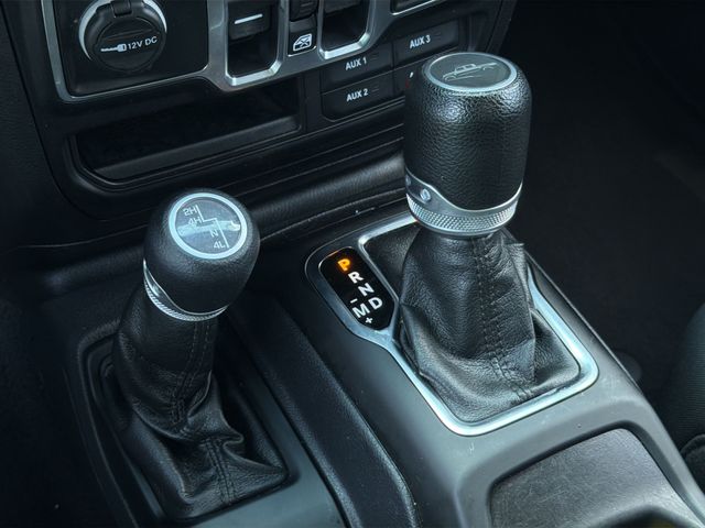 Used 2021 Blue Jeep Willys image 27