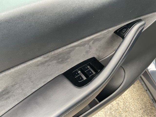 Used 2020 Tesla Model Y Long Range 4D Sport Utility