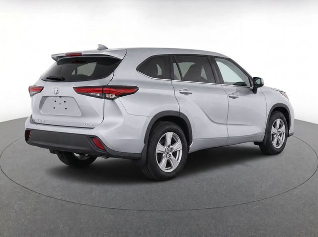 Used 2024 Silver Toyota LE image 5