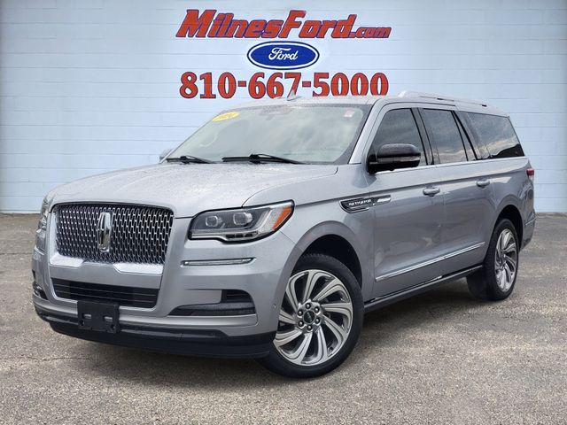 Silver 2024 Lincoln Navigator SUV / Crossover Four-Wheel Drive Automatic