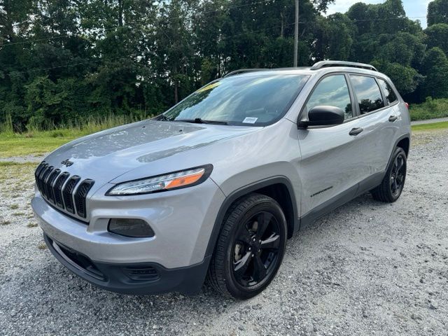 Used 2017 Silver Jeep Sport image 3