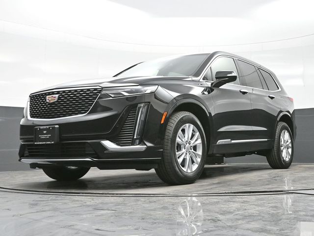 2025 Cadillac XT6 Luxury photo