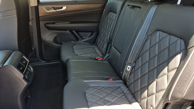 2025 Volkswagen Atlas