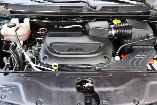 used 2025 Chrysler Pacifica car, priced at $34,500