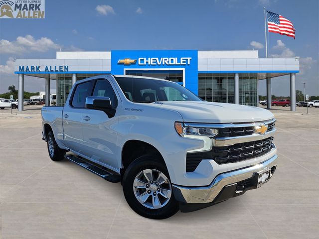 Summit White 2024 Chevrolet Silverado 1500 Pickup Truck Four-Wheel Drive Automatic