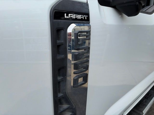 2026 Ford F-250SD Lariat White at Grove City Ford