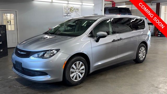 2021 Chrysler Voyager L FWD