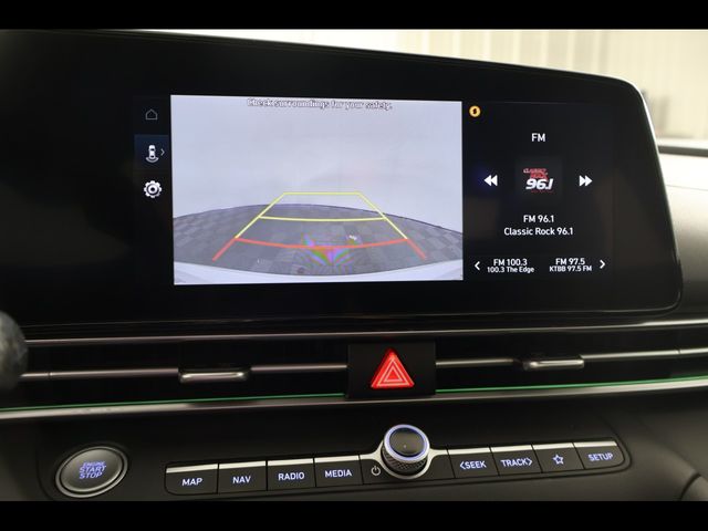 2024 Hyundai Elantra SEL - Photo 18
