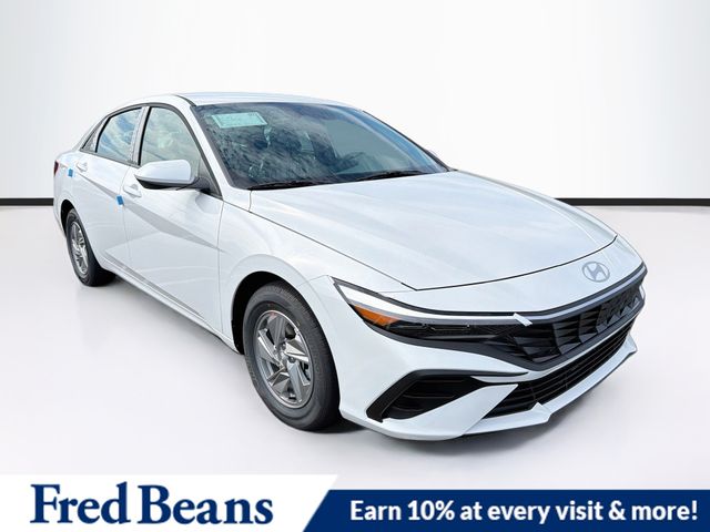 Serenity White 2026 Hyundai Elantra Sedan Front-Wheel Drive Continuously Variable Transmission