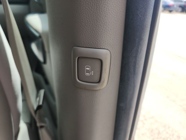 Certified Used 2021 White Kia LX image 12