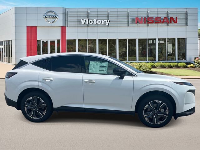 New 2026 White Nissan SL image 2