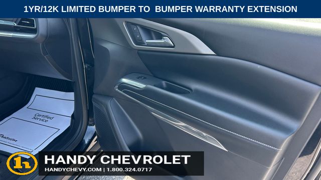 Used 2025 Chevrolet Traverse SUV