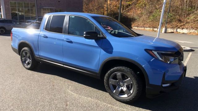 2025 Honda Ridgeline TrailSport 2