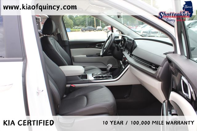Used 2024 Kia Carnival Van