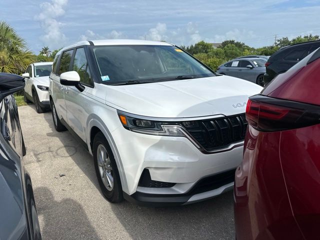 2023 Kia Carnival LX Seat Package