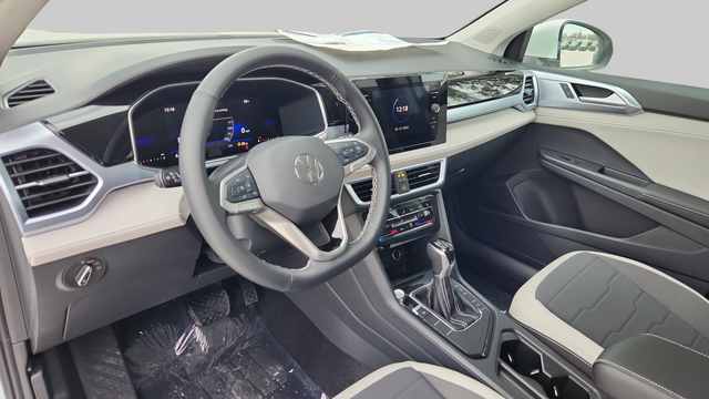 2025 Volkswagen Taos