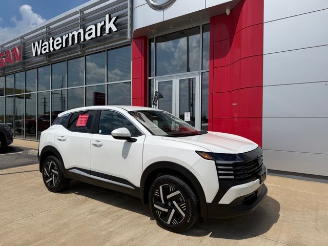 Aspen White Tricoat 2025 Nissan Kicks SV FWD SUV / Crossover Front-Wheel Drive Continuously Variable Transmission