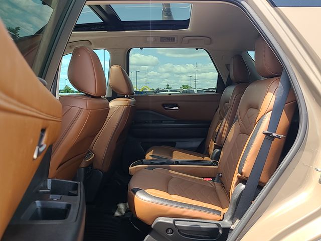 Used 2023 Nissan Pathfinder SUV