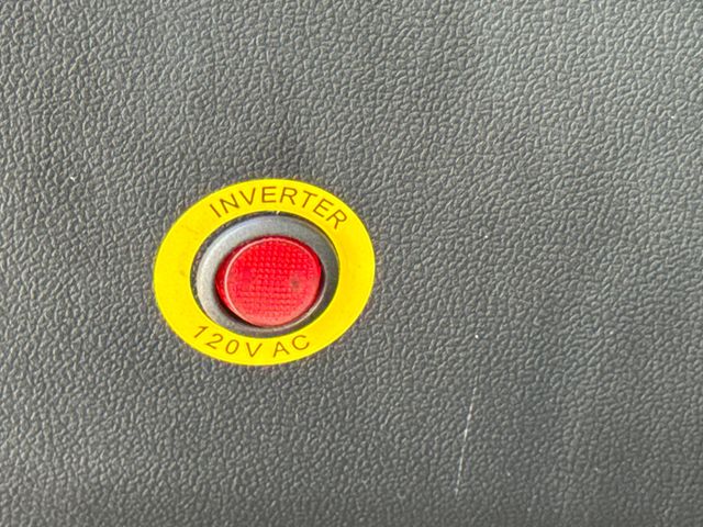 Used 2022 White Ford SE image 23