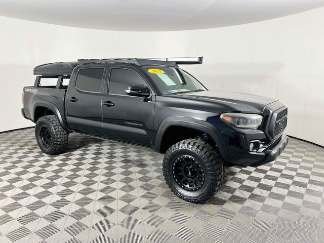 Midnight Black Metallic 2021 Toyota Tacoma Pickup Truck Four-Wheel Drive 6-Speed Automatic