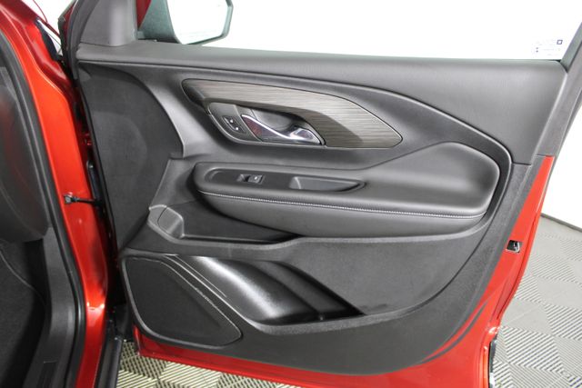 2023 GMC Terrain SLE photo