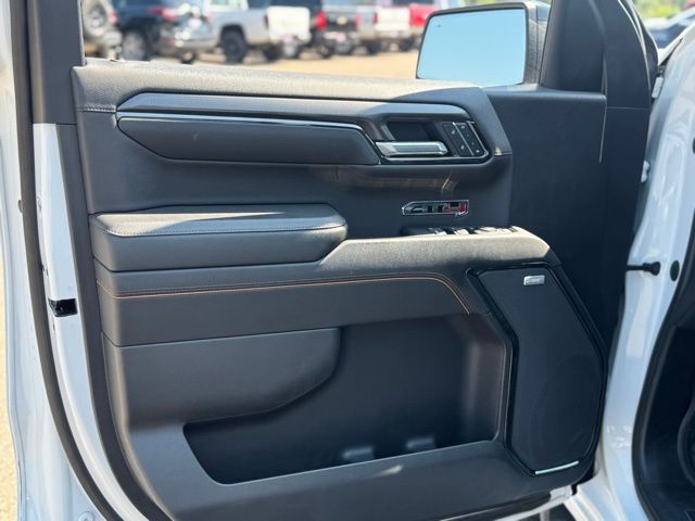2022 GMC Sierra 1500 AT4 - Summit White exterior view 10